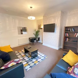  Apartment Warwick Street Professional Lets United Kingdom